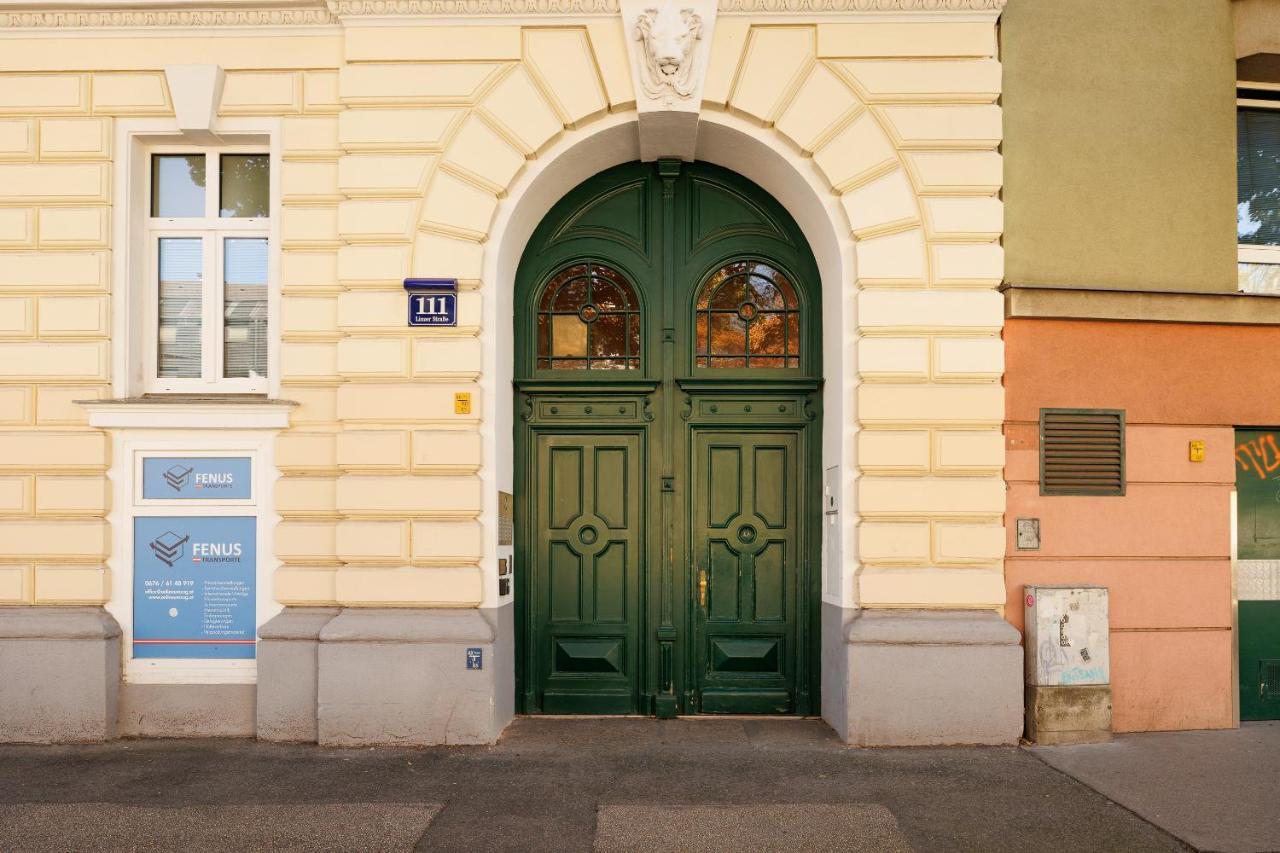 Apartments Next To Schoenbrunn Вена Экстерьер фото